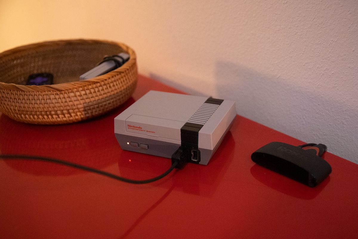 Retro Nintendo game console